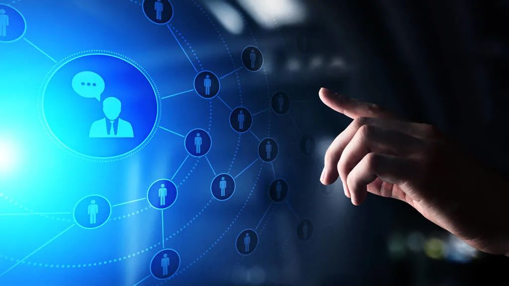 更智能更节能 技术融合开拓新能源汽车产业新路径